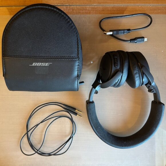 Bose Wireless (Bluetooth) On-Ear Headphones - Picture 1 of 5